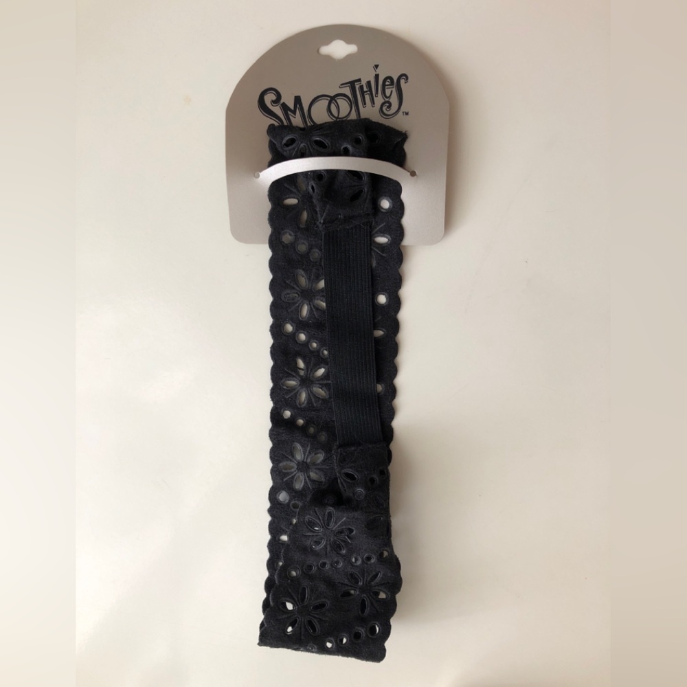 NWT Smoothies Headband Black Floral Pattern Ultrasuede